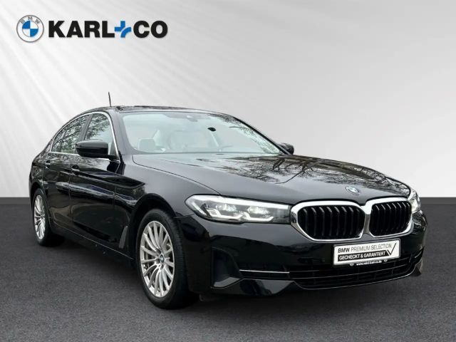 BMW 530 Sedan