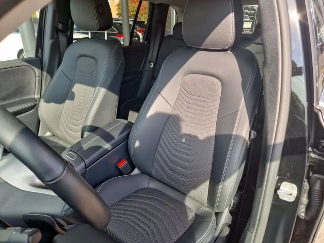 Mercedes-Benz GLB 180 GLB 180 d