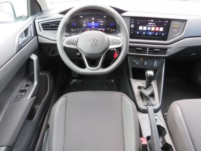 Volkswagen Polo Basis-Modell 1,0 Neues Modell LED-Licht,AppConnect,Lane Assist usw.