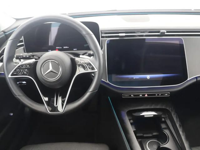 Mercedes-Benz E 200 4MATIC AVANTGARDE Estate