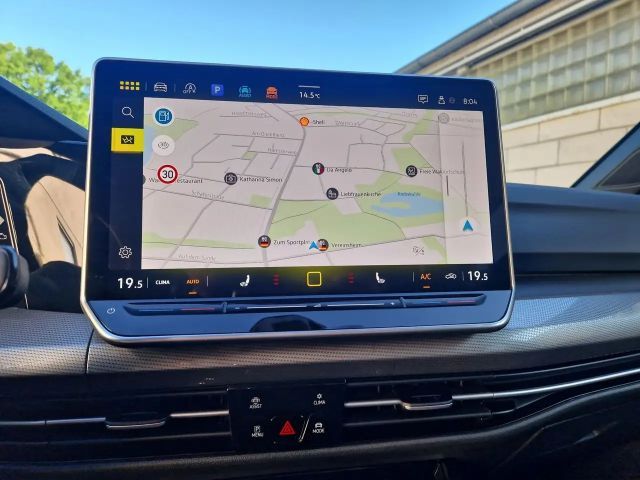 Volkswagen Golf 1.5 eTSI Golf VIII