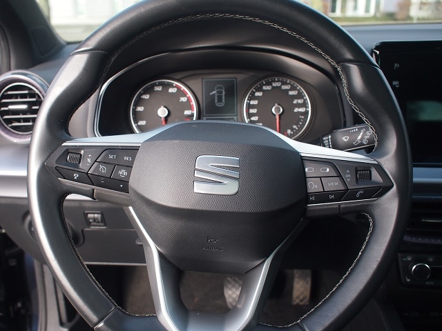 Seat Ibiza Connect DSG