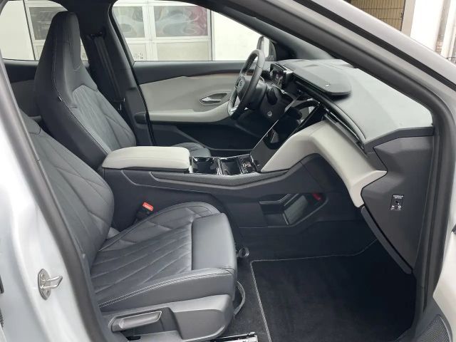 Ford Capri Premium RWD