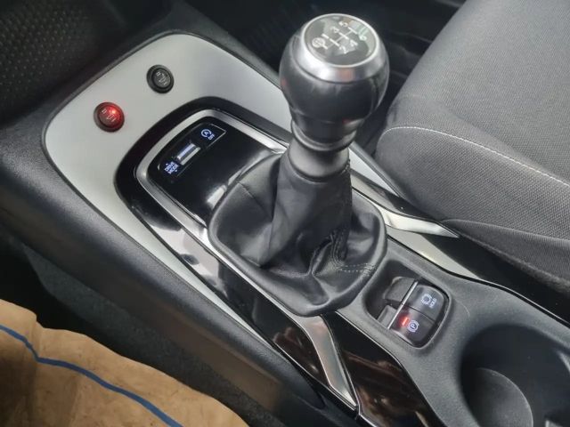 Toyota Corolla Active