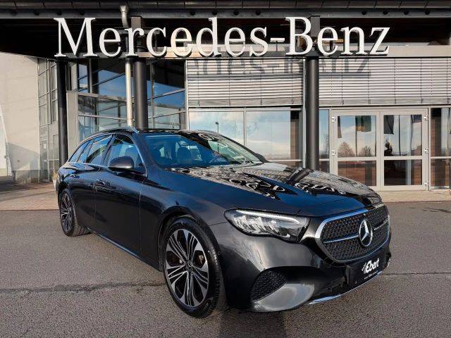 Mercedes-Benz E 220 AVANTGARDE E 220 d Estate