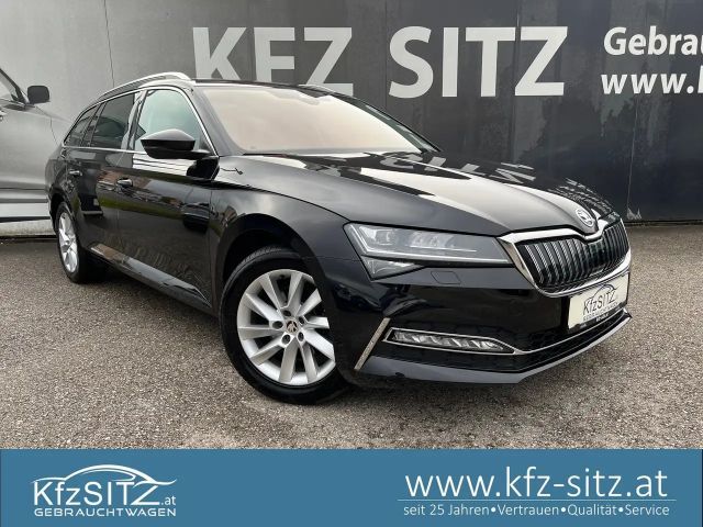Skoda Superb PlugIn-Hybrid Style Style