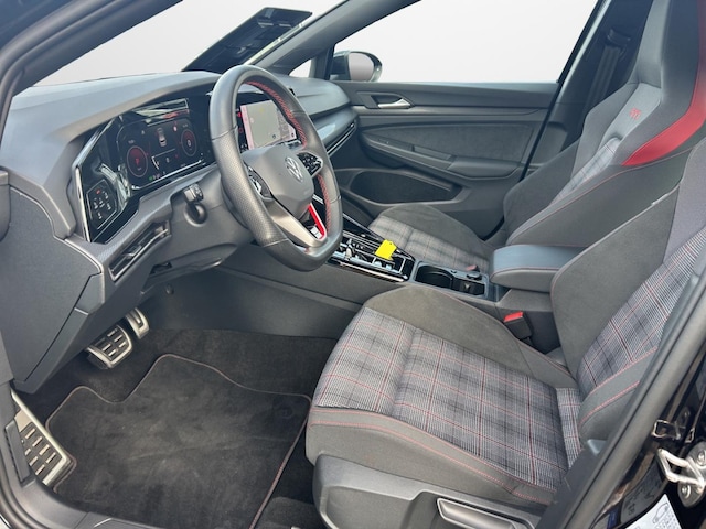 Volkswagen Golf 2.0 TSI GTI