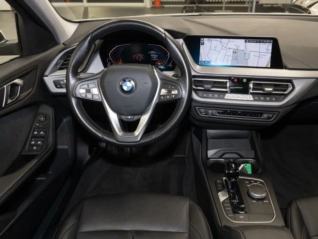 BMW 118 118d Advantage pakket Sedan