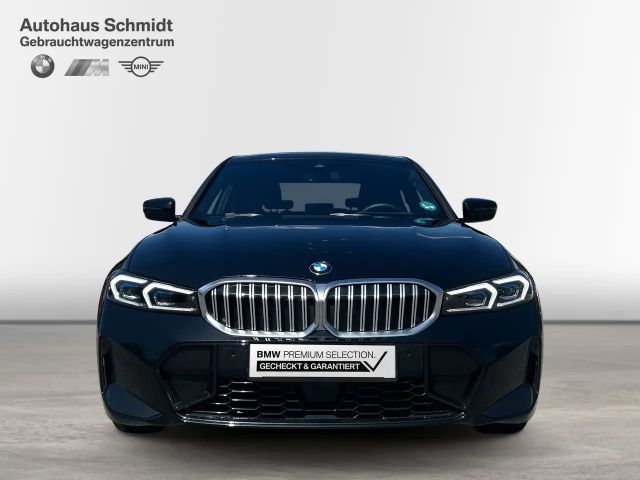 BMW 320 320d M-Sport Sedan xDrive