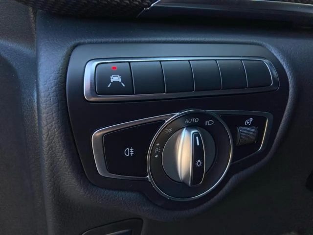 Mercedes-Benz V 220 AMG Line V 220 d