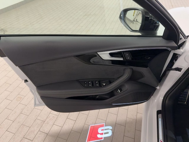 Audi A4 45 TFSI Avant Quattro S-Line S-Tronic