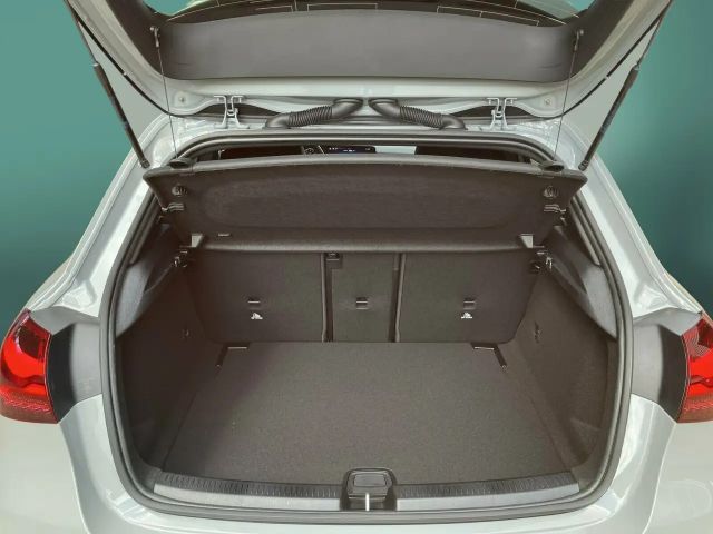 Mercedes-Benz A 180 AMG Line