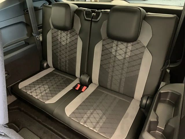 Volkswagen Tiguan Allspace R-Line