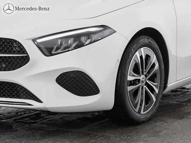 Mercedes-Benz A 200 Hatchback Progressive