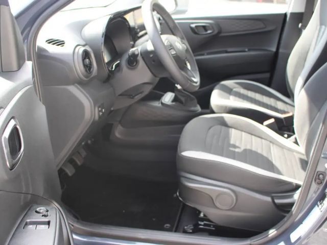 Hyundai i10 1.0 2WD Trend