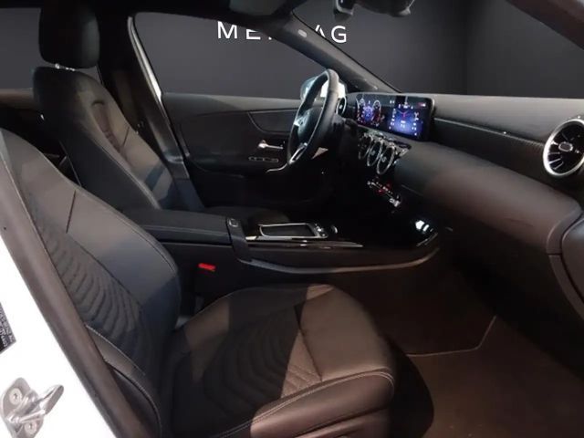 Mercedes-Benz A 180 Progressive