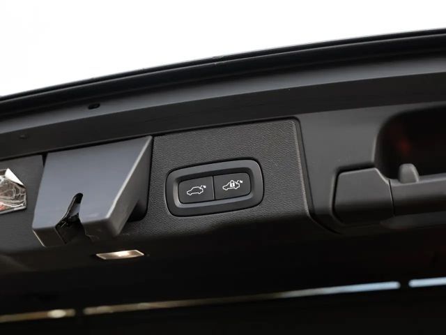 Volvo XC60 AWD Momentum