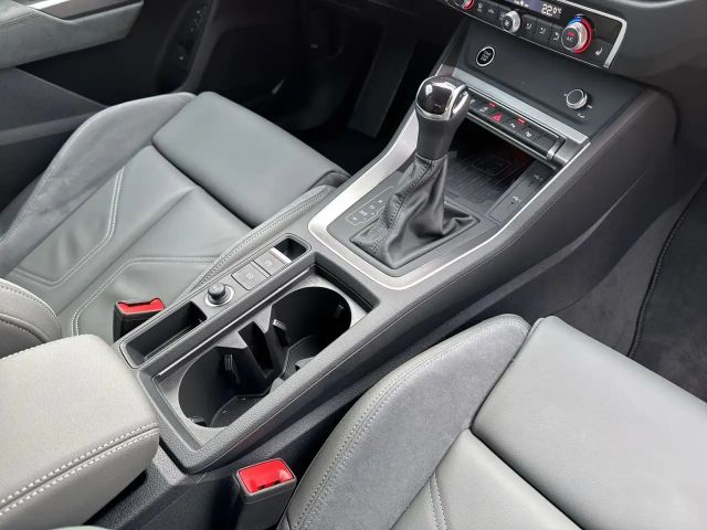 Audi Q3 35 TFSI S-Line