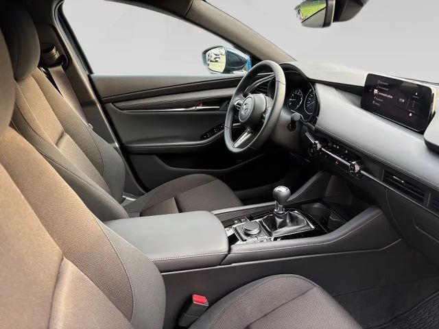 Mazda 3 2.5L SkyActiv e-Skyactiv