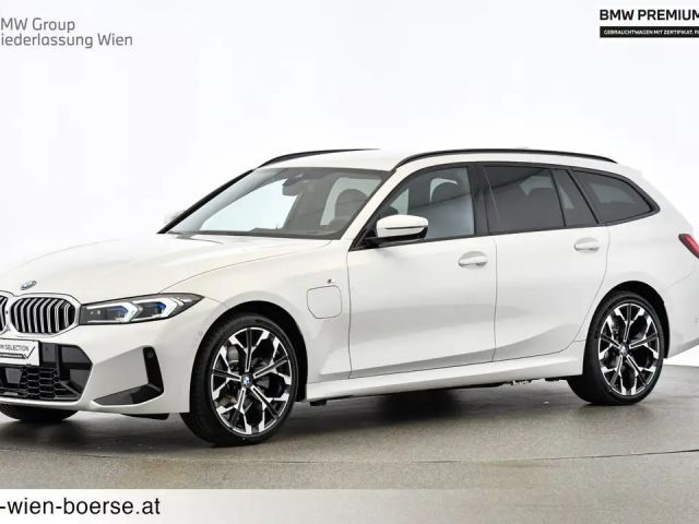 BMW 330 330e xDrive