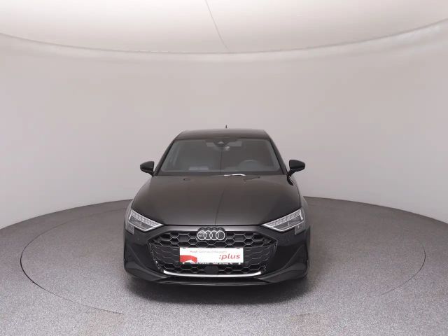 Audi A3 30 TFSI Sedan