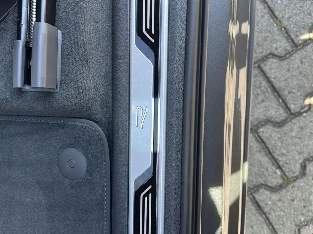 Volkswagen Touareg 3.0 V6 TDI R-Line