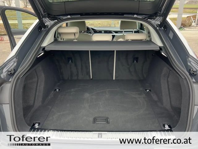 Audi Q8 e-tron 55 Business Quattro