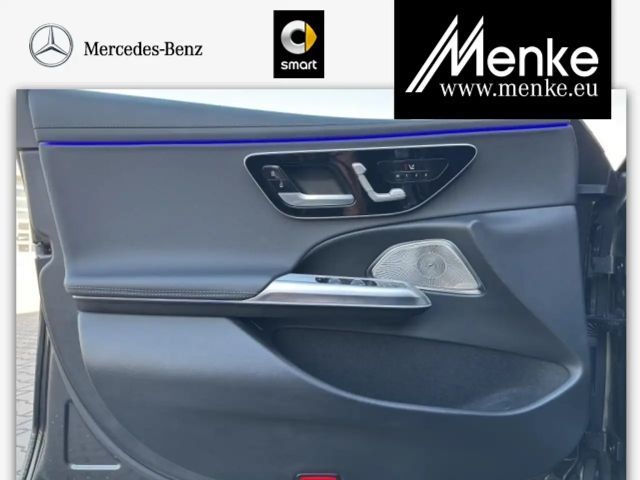 Mercedes-Benz E 220 AMG Line E 220 d Sedan