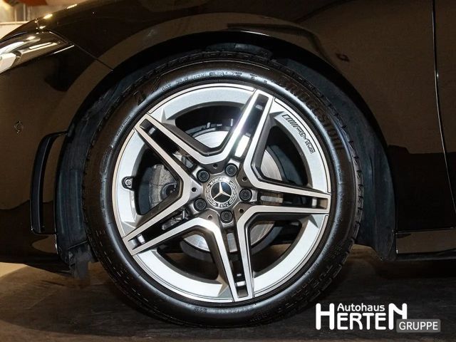 Mercedes-Benz A 180 AMG Line