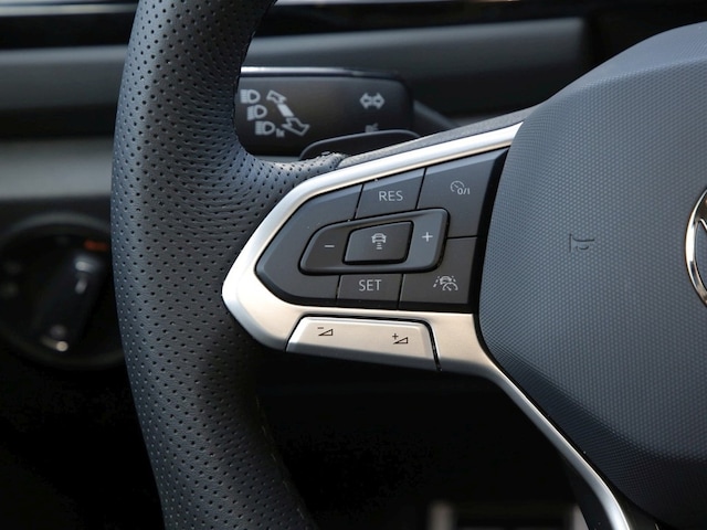 Volkswagen T-Roc 1.5 TSI DSG R-Line