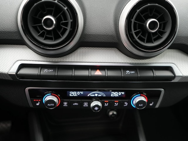 Audi Q2 30 TFSI S-Line