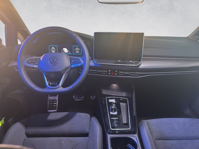 Volkswagen Golf 1.5 eTSI Style