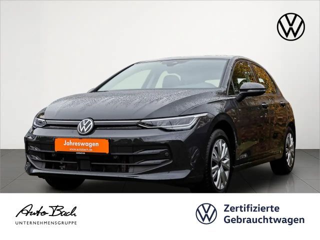 Volkswagen Golf 1.5 TSI Golf VIII