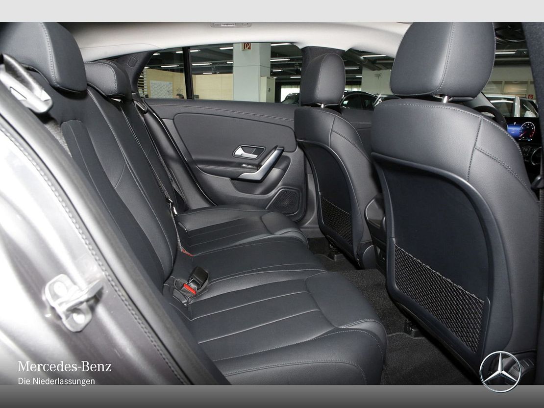 Mercedes-Benz CLA 180 Shooting Brake