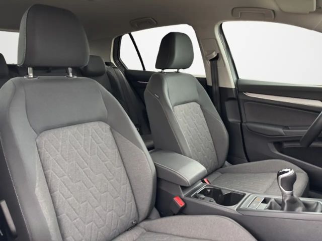 Volkswagen Golf 1.5 TSI Golf VIII Life