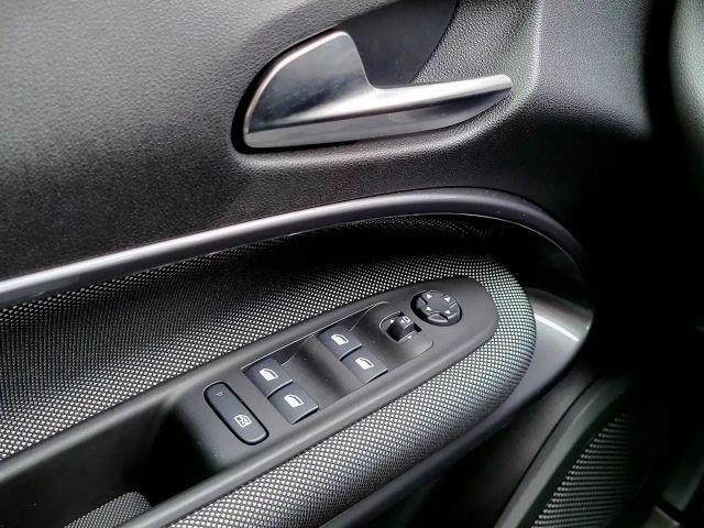 Fiat 600e 600 POP 48V eDCT *LED*R-KAMERA*SHZ*KURVENLICHT*