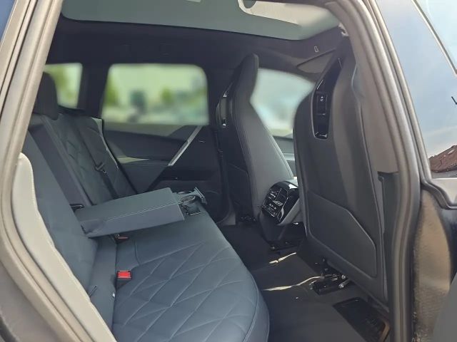 BMW iX xDrive50