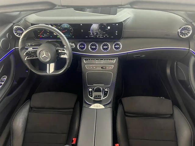 Mercedes-Benz E 200 AMG Line Cabriolet