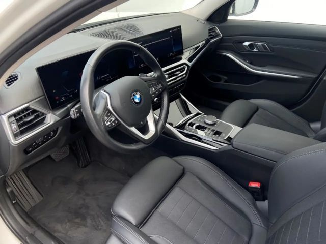 BMW 330 330d Touring xDrive