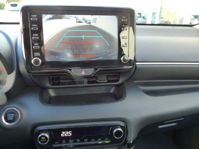 Toyota Yaris 1.5 VVT-iE Klimaautom. LED SHZ Alu