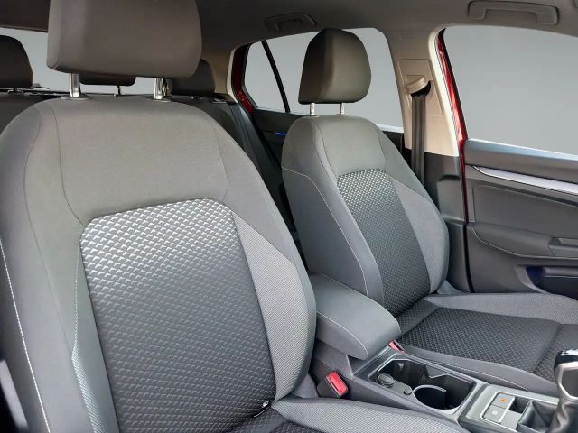 Volkswagen Golf 1.5 TSI Golf VIII IQ.Drive
