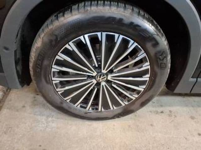 Volkswagen Tiguan 1.5 eTSI Plus