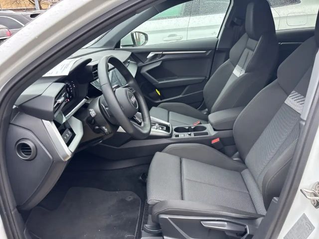 Audi A3 35 TFSI S-Line Sedan Sportback