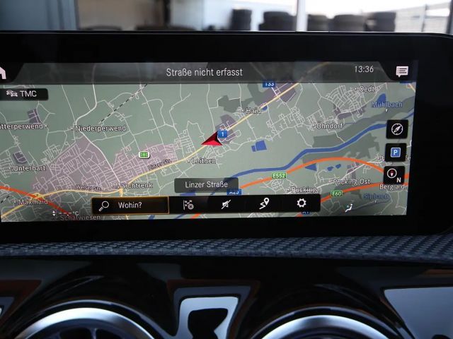 Mercedes-Benz A 180 A 180 d