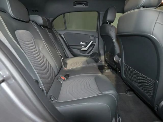 Mercedes-Benz A 200 A 200 d Progressive