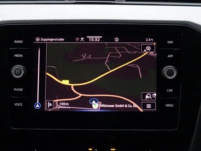 Volkswagen Passat 1.5 TSI Business Variant