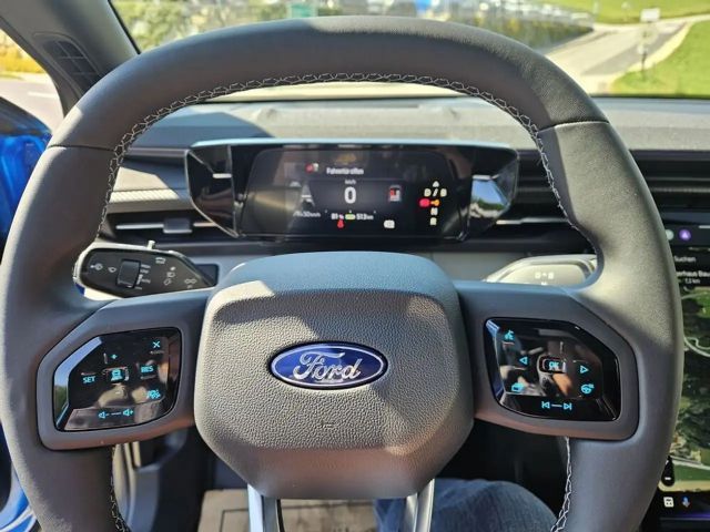 Ford Explorer AWD EV Premium