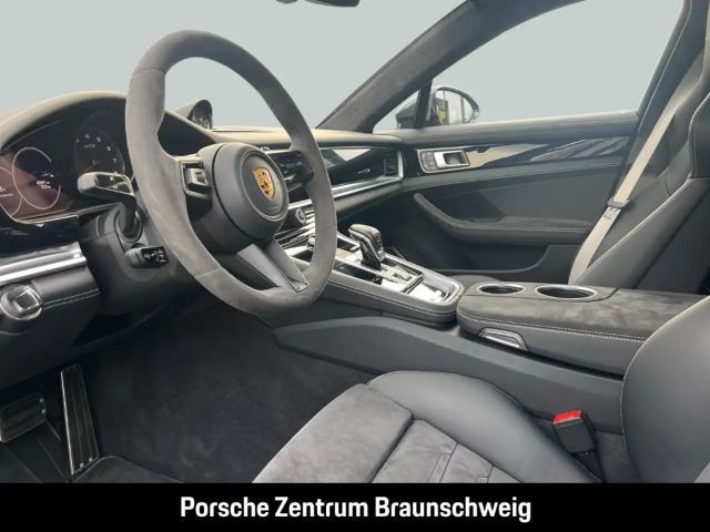 Porsche Panamera GTS Sport Turismo