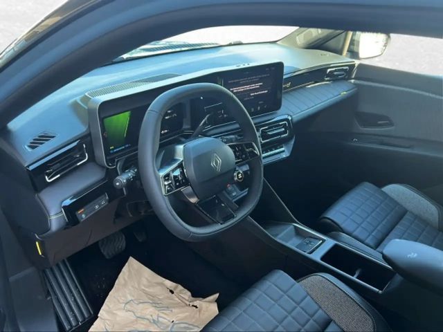 Renault 4 Comfort E-Tech Electric Iconic