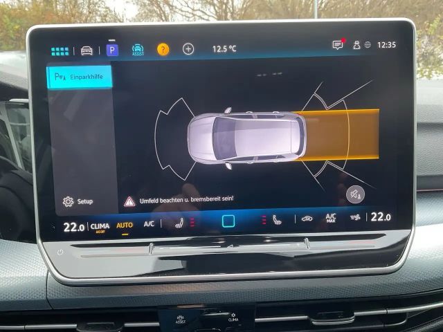 Volkswagen Golf 1.5 TSI Golf VIII